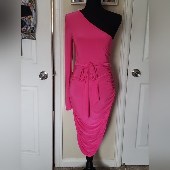 Pink Ruched Dress - Picture 2 of 4